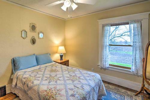 Relaxing Waterloo Retreat With Orchard View!