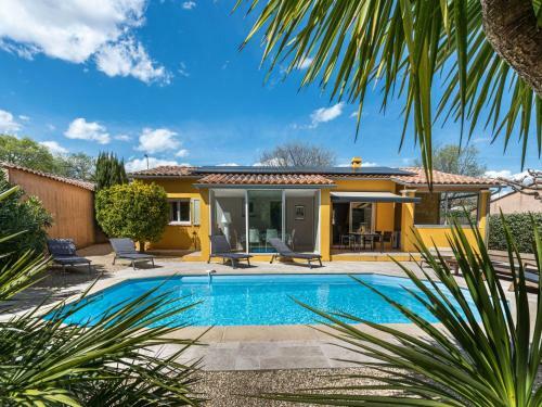 Holiday Home Le Clos Du M�rier