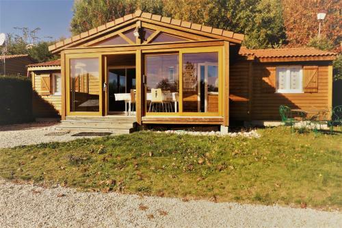 Le 808, Cottage Du Sautre