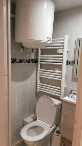 Apartamento Paris 30 Min Studio Meuble Wifi