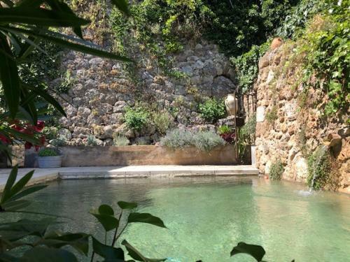 Villa Secret House