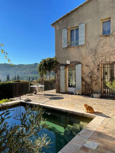 Villa Secret House