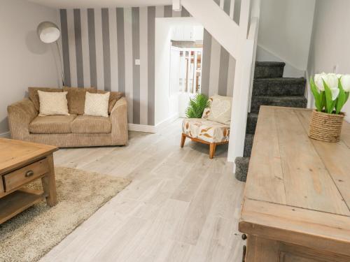 Ynys Cottage
