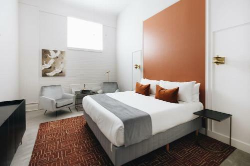 Posada Everett Suite 208 At The Bellwether Hotel