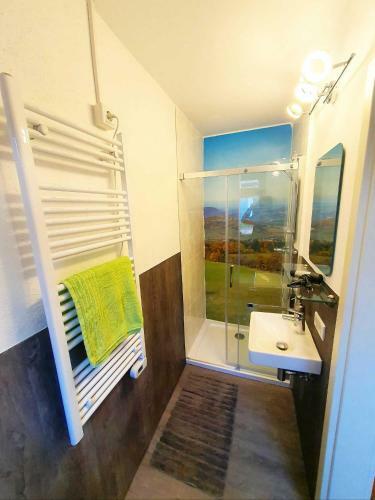 Apartamento Ferienhaus Rh�ner Auszeit