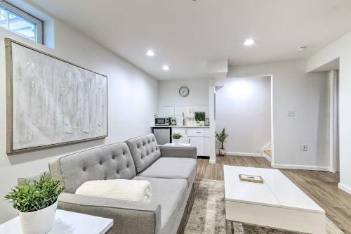 Updated Landover Apartment - Wfh Friendly!
