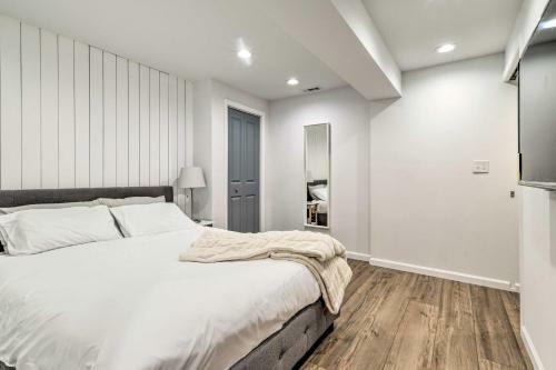 Updated Landover Apartment - Wfh Friendly!