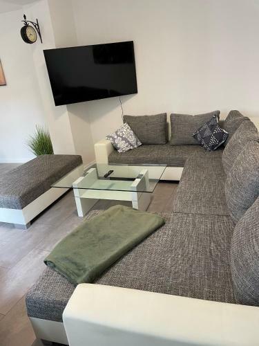 Apartamento Gro�e Moderne Ferienwohnung, Ruhige Innenstadtlage