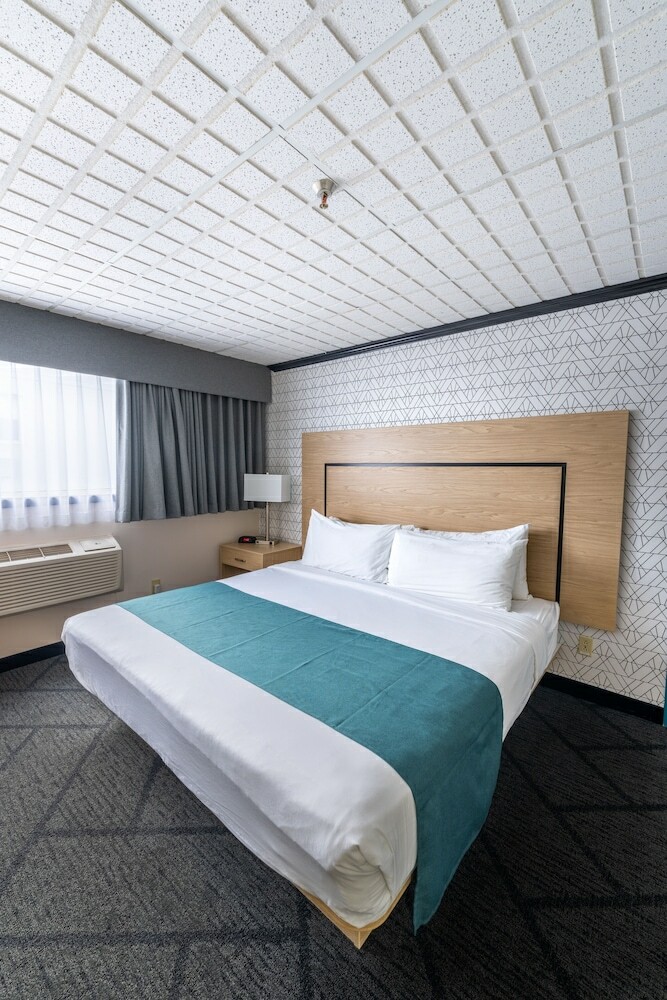 Westmark Whitehorse Hotel