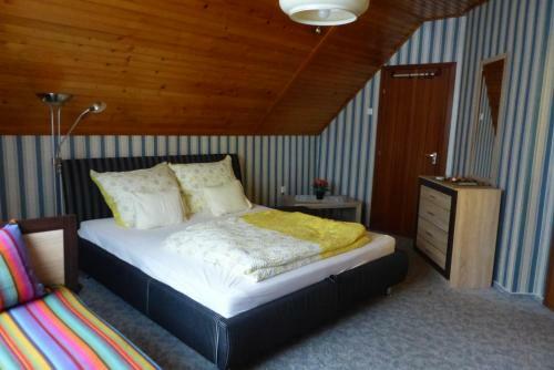 Orwa Vend�gh�z