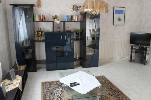 Orwa Vend�gh�z