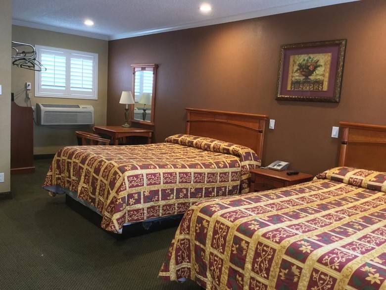 Bevonshire Lodge Motel