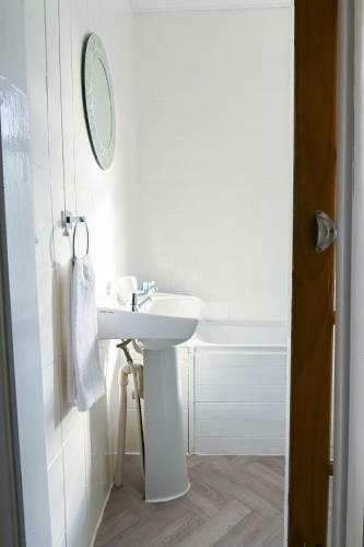 Apartamento Cozy 2-bed House Close To Morley Town Centre
