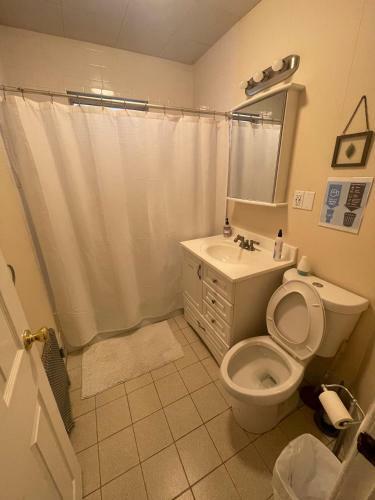 25 Ellis Av