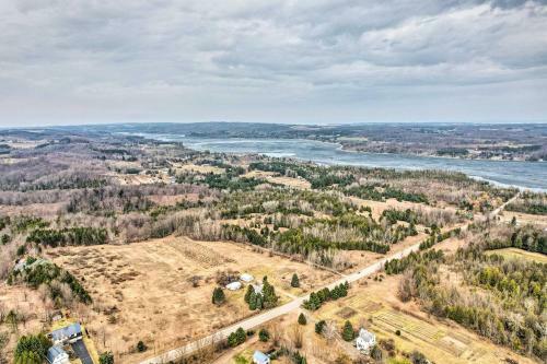 Bountiful Home With Fire Pit - Walk To Lake!