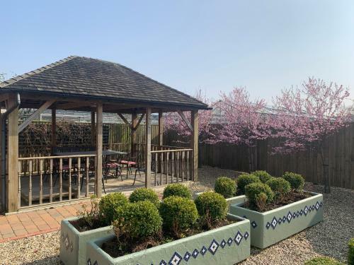 Meals Farm Holiday Cottages - The Millhouse