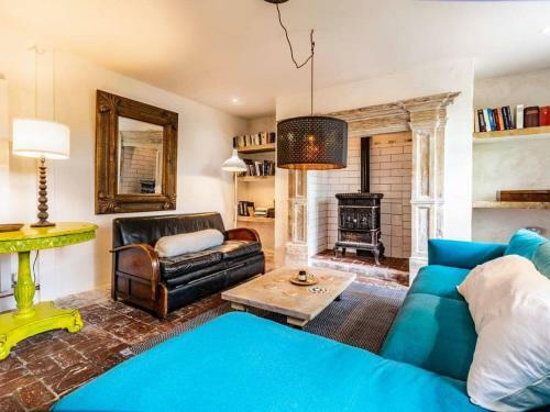 Auburn Cottage