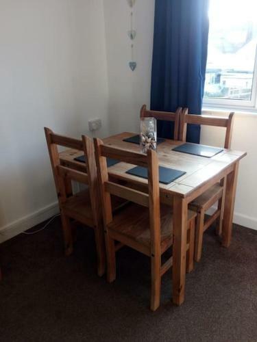 Apartment With Heated Pool & Close To Beach