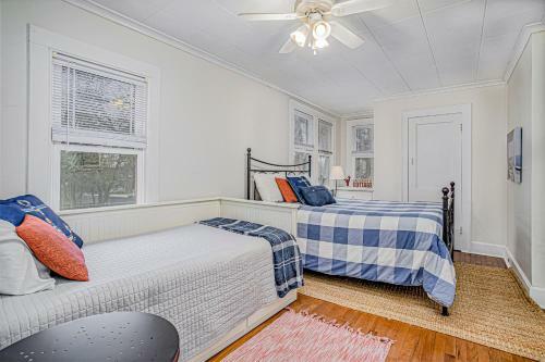 Nantucket Cottage In New Buffalo