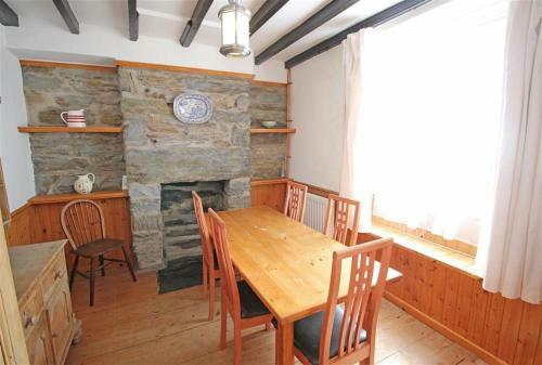 Blue Anchor Cottage, Porthmadog 1030a