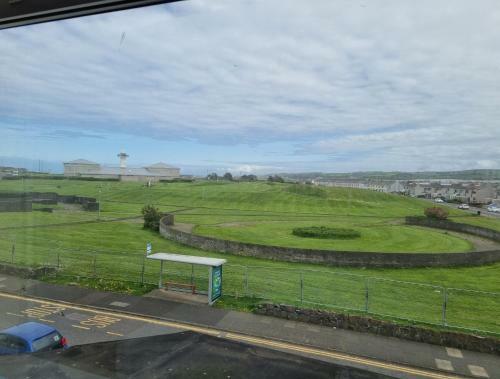 Apartamento Portrush By The Sea - 5 West Beach, Stunning Views