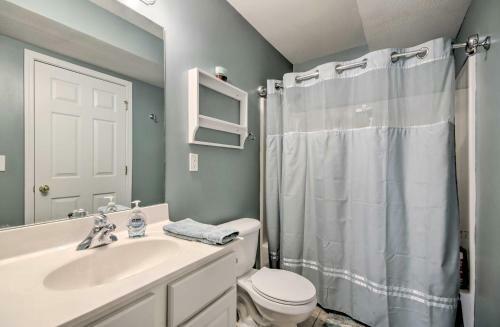 Apartamento Spacious Lakefront Condo With Community Pools!