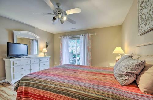 Apartamento Spacious Lakefront Condo With Community Pools!