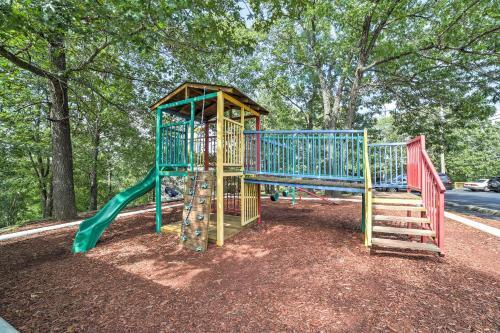 Apartamento Branson West Condo With Deck, Amenities Access!