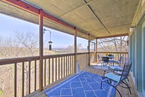 Apartamento Branson West Condo With Deck, Amenities Access!