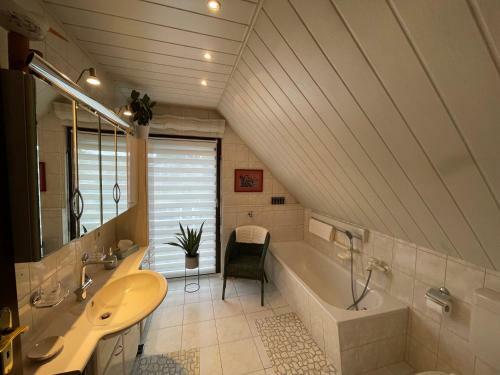 Apartamento Ferienwohnung Wiesenblick