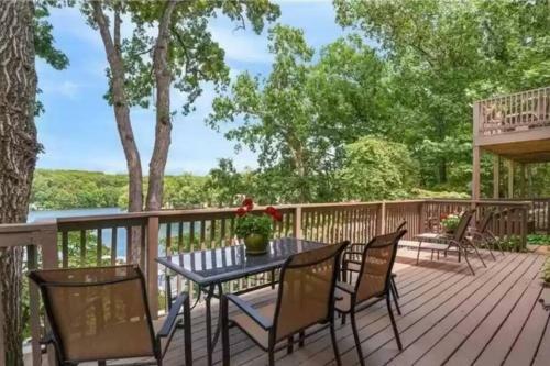 The Anchor House - Beautiful And Spacious Vacation Retreat