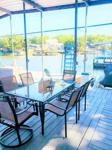 The Anchor House - Beautiful And Spacious Vacation Retreat
