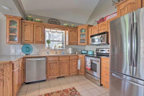 Family-friendly Osage Beach Home Near Marina!