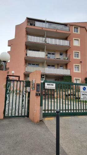 Apartamento Appartement Double Terrasse Et Piscine