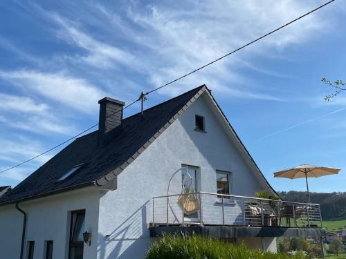 Apartamento Wundersch�ne Wohnung Mit Blick Auf Die Sauer