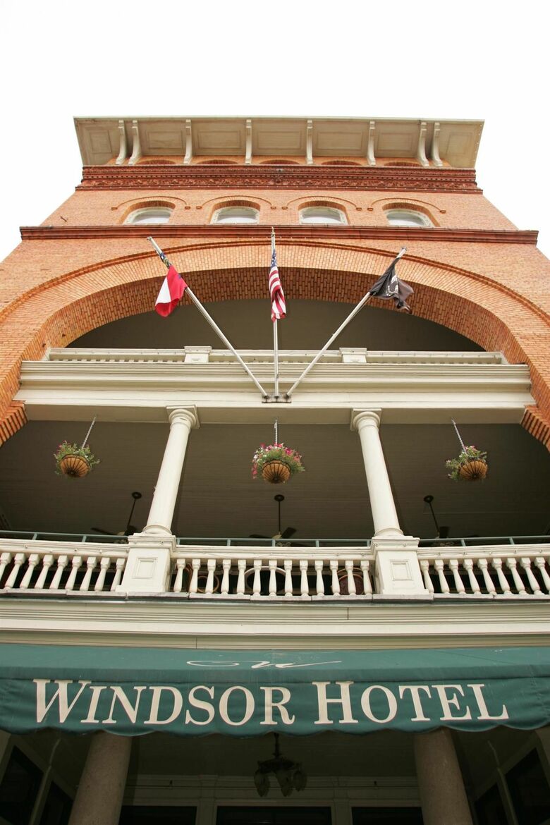 Best Western Plus Windsor Hotel Americus