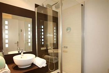 Zenia Hotel & Spa