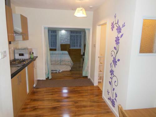 Hostal P & J Holiday Apartment & Guesthouse