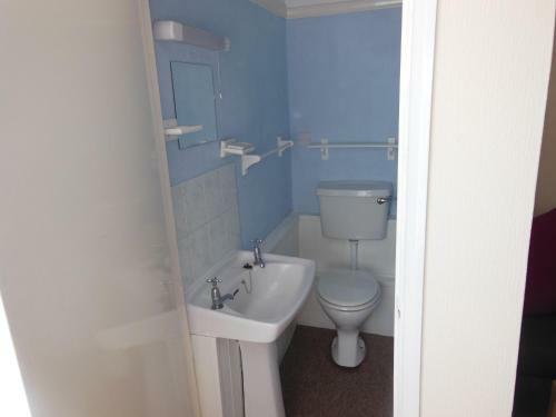 Hostal P & J Holiday Apartment & Guesthouse