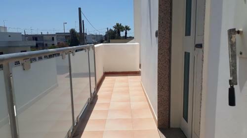 Casa 6 Posti Con Balconi Ll08 A San Foca