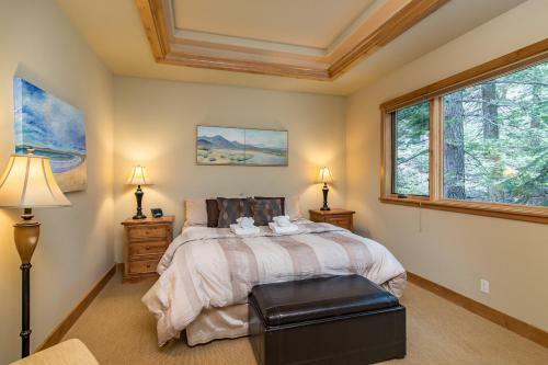 Extravagant Mountain Lodge