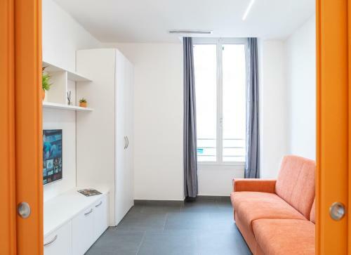 Colours Apartments????