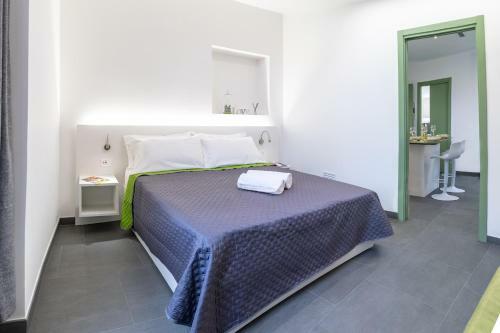 Colours Apartments????