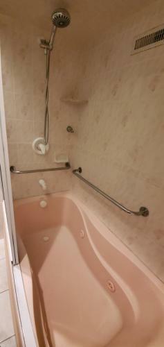Apartamento Oceanfront 2-level Guest Suite + Private Beach + Pool