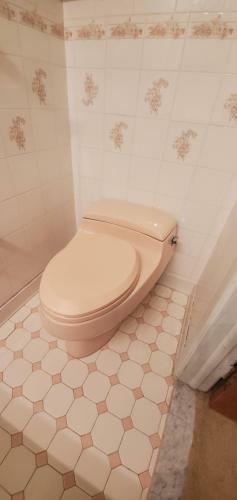 Apartamento Oceanfront 2-level Guest Suite + Private Beach + Pool