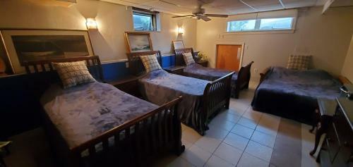 Apartamento Oceanfront 2-level Guest Suite + Private Beach + Pool