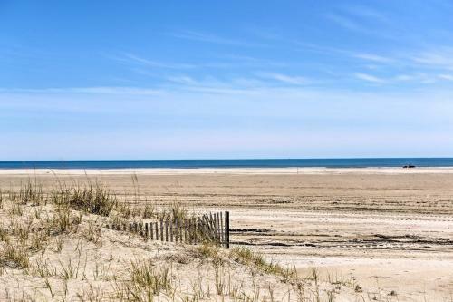 Apartamento Ideally Located Wildwood Apt - Shared Patio!