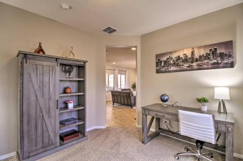 Spacious And Wfh-friendly Abq Home With Grill!