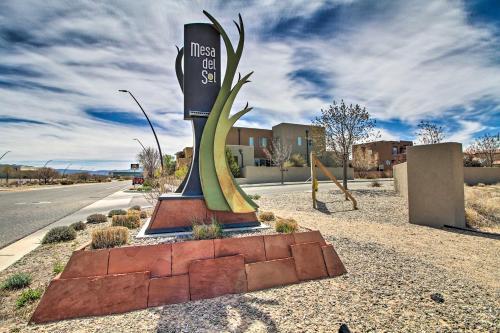 Spacious And Wfh-friendly Abq Home With Grill!