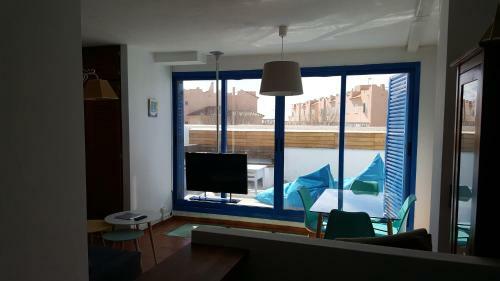 Apartamento Gran Terraza. Precioso,a 100 Metros De La Playa